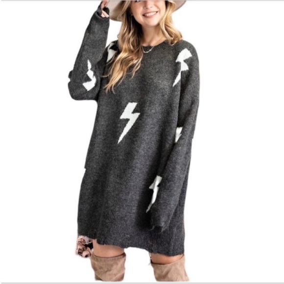 EASEL Lightning Bolt Distressed Sweater Mini Dress 1X - Picture 6 of 9